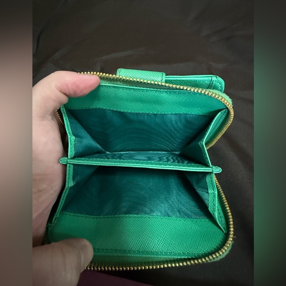 PRADA COMPACT WALLET - Picture 12 of 12